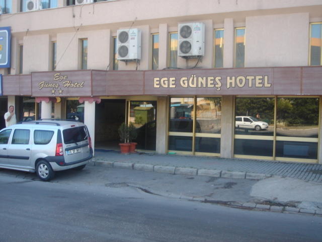 Ege Gunes Hotel Ізмір Екстер'єр фото
